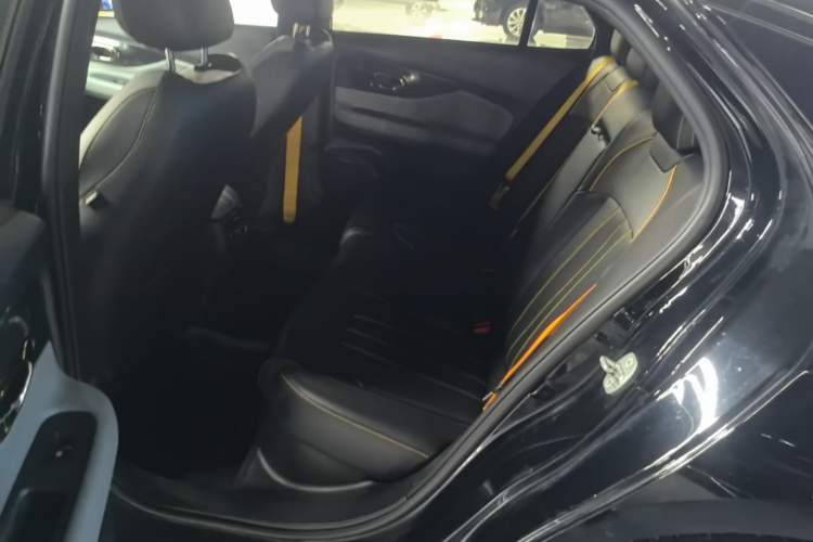 Used GAC Trumpchi EMPOW 2021 270T DCT J16 Version Left Rear Seat