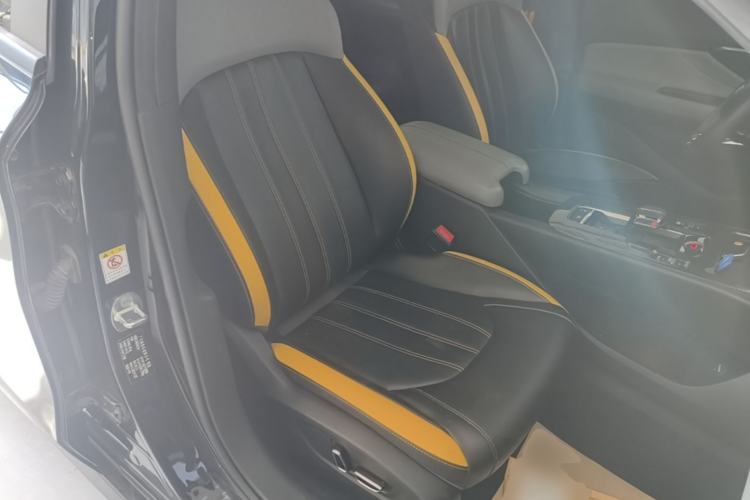 Used GAC Trumpchi EMPOW 2021 270T DCT J16 Version Right Front Seat