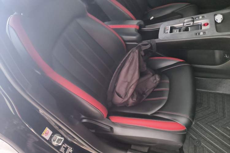 Used GAC Trumpchi EMPOW 2021 270T DCT J11 Version Right Front Seat