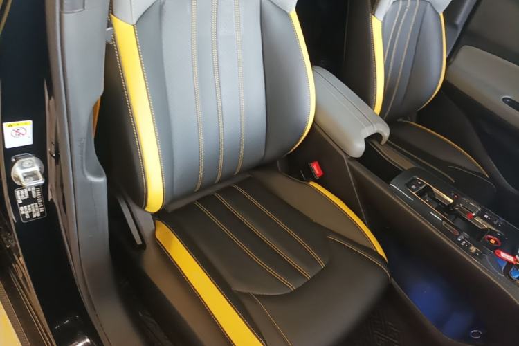 Used GAC Trumpchi EMPOW 2021 270T DCT J15 Version Right Front Seat