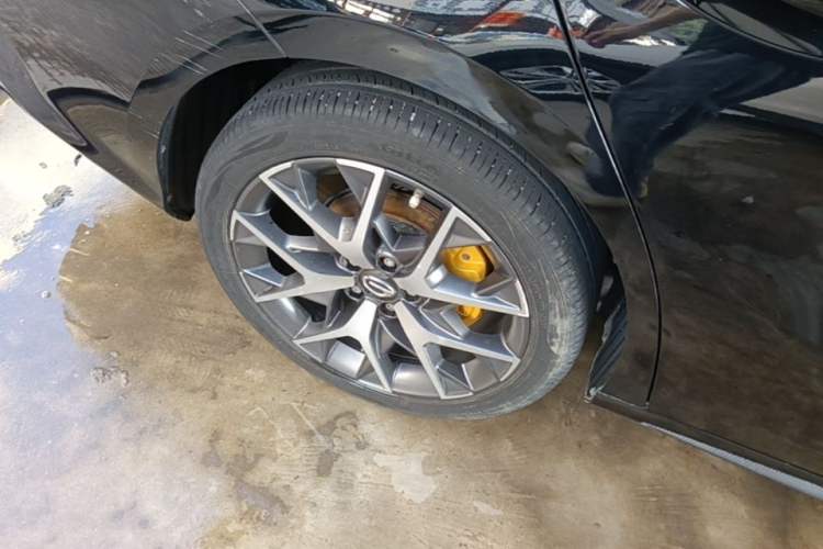 Used GAC Trumpchi EMPOW 2021 270T DCT J15 Version Right Rear Wheel Hub