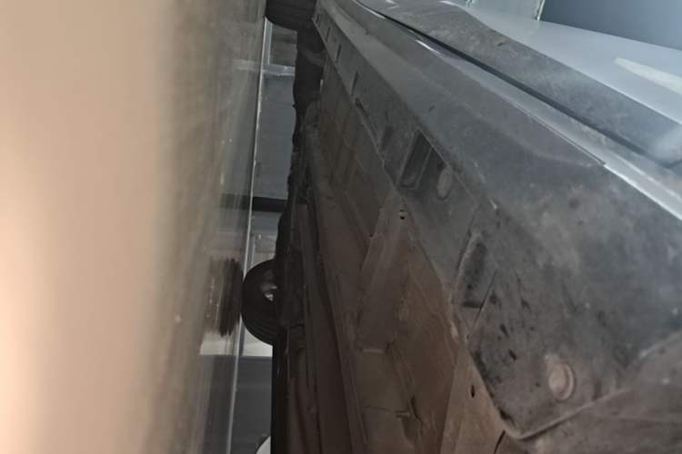 Used GAC Trumpchi EMPOW 2021 270T DCT J15 Version Right Side Sill