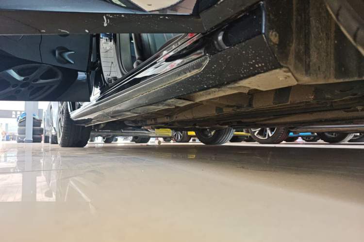 Used GAC Trumpchi EMPOW 2021 270T DCT J16 Version Right Side Sill