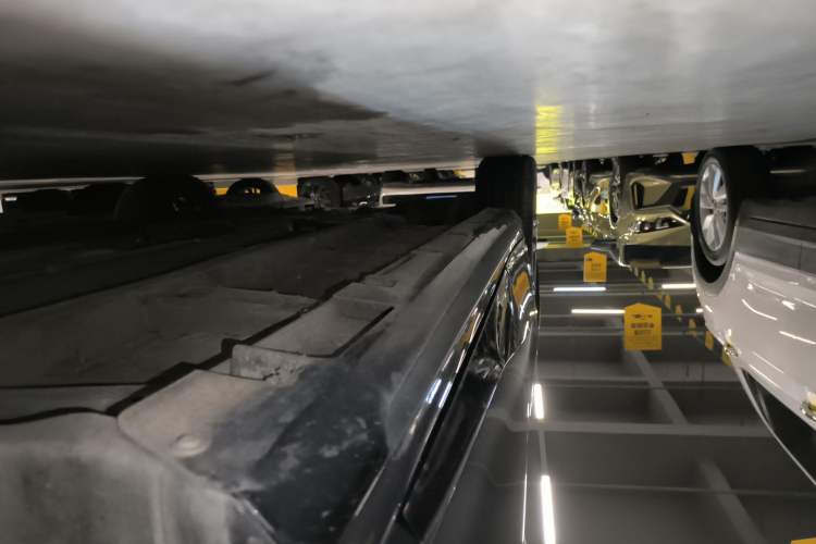 Used GAC Trumpchi EMPOW 2021 270T DCT J15 Version Right Side Sill
