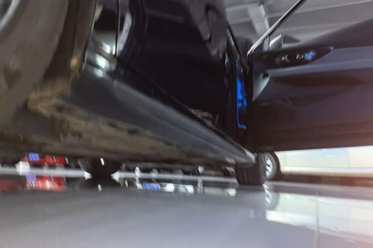 Used GAC Trumpchi EMPOW 2021 270T DCT J16 Version Right Side Sill