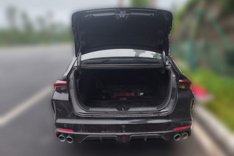 Used GAC Trumpchi EMPOW 2021 270T DCT J15 Version Trunk