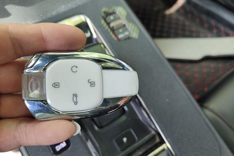 Used GAC Trumpchi EMPOW 2021 270T DCT J16 Version Vehicle Key
