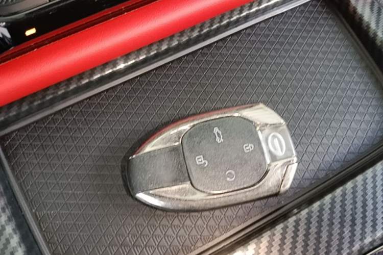 Used GAC Trumpchi EMPOW 2021 270T DCT J15 Version Vehicle Key