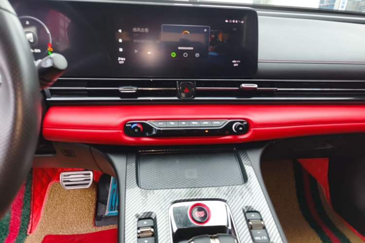 Used GAC Trumpchi EMPOW 2021 270T DCT J16 Version Audio And AC Panel