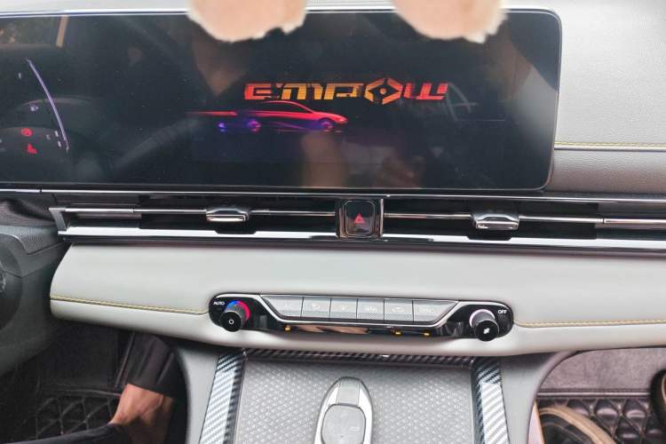 Used GAC Trumpchi EMPOW 2021 270T DCT J15 Version Audio And AC Panel