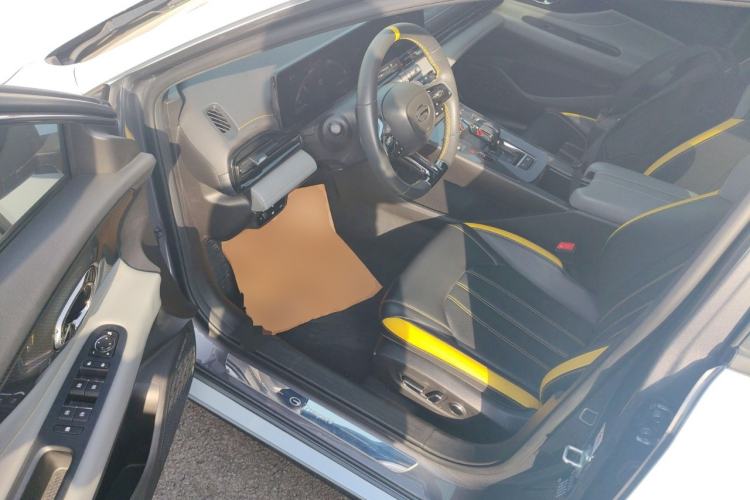 Used GAC Trumpchi EMPOW 2021 270T DCT J16 Version Driver Seat