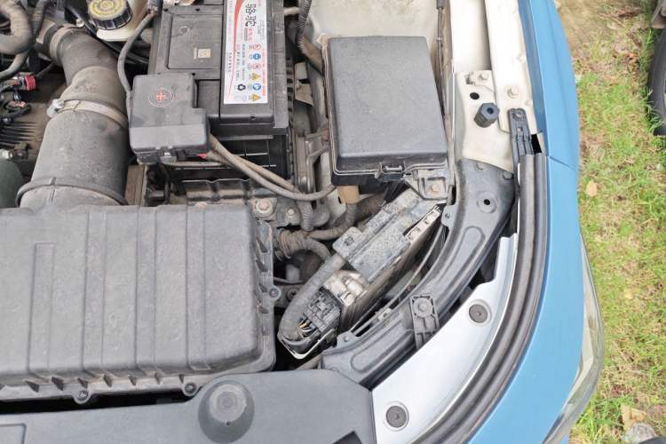 Used GAC Trumpchi EMPOW 2021 270T DCT J15 Version Engine Bay Left