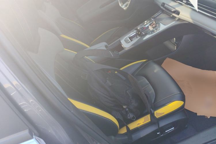 Used GAC Trumpchi EMPOW 2021 270T DCT J16 Version Right Front Seat