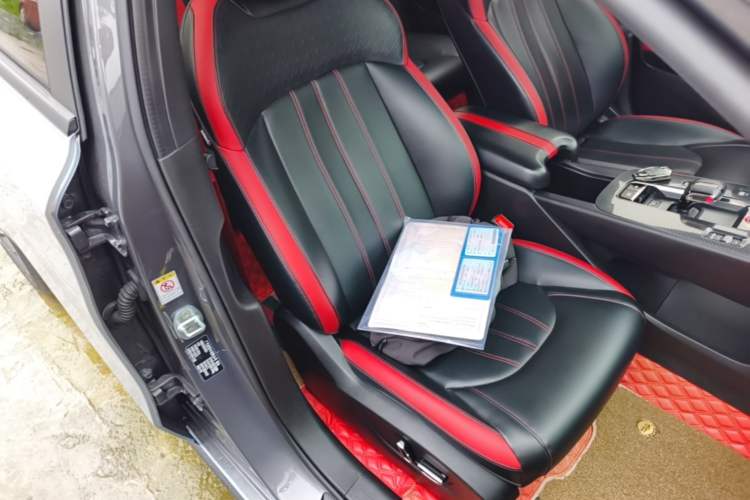 Used GAC Trumpchi EMPOW 2021 270T DCT J16 Version Right Front Seat