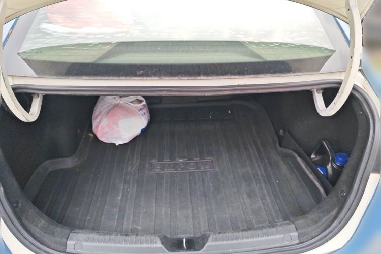 Used GAC Trumpchi EMPOW 2021 270T DCT J15 Version Trunk