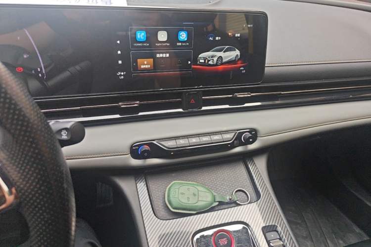 Used GAC Trumpchi EMPOW 2021 270T DCT J15 Version Audio And AC Panel