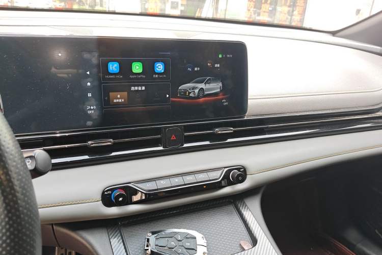 Used GAC Trumpchi EMPOW 2021 270T DCT J15 Version Audio And AC Panel