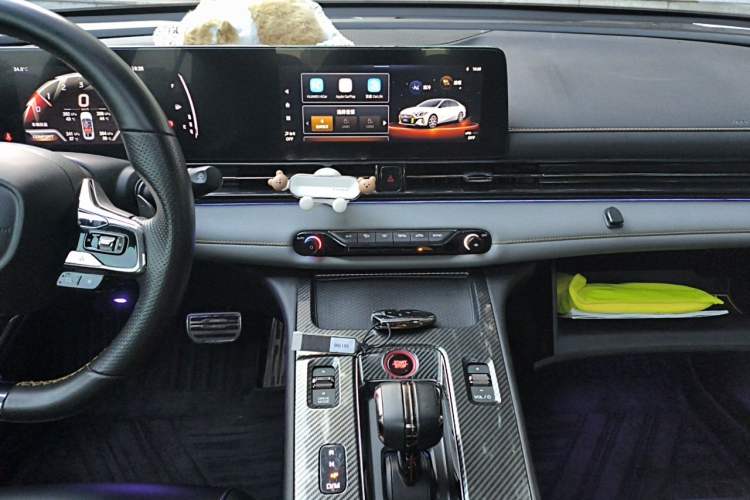 Used GAC Trumpchi EMPOW 2021 270T DCT J15 Version Audio And AC Panel