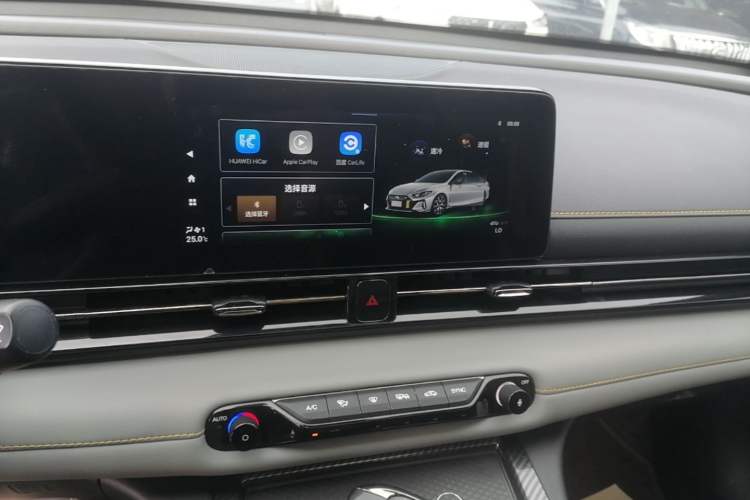 Used GAC Trumpchi EMPOW 2021 270T DCT J15 Version Audio And AC Panel
