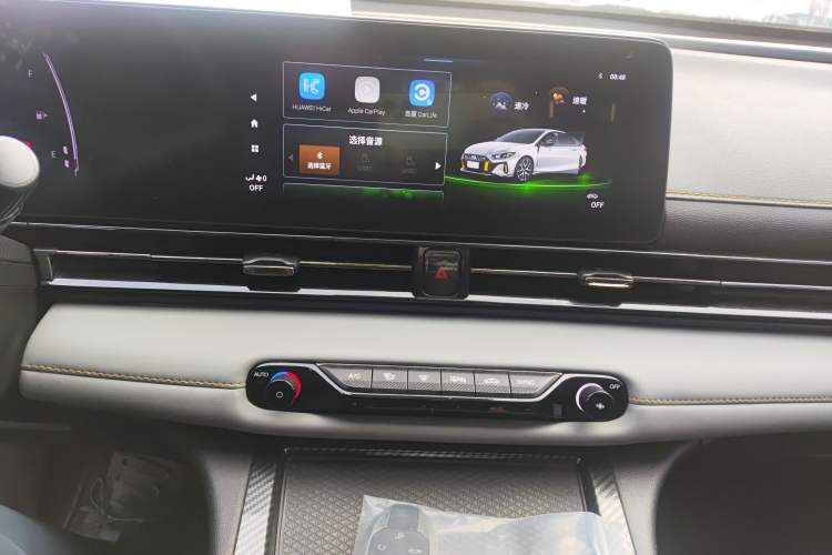 Used GAC Trumpchi EMPOW 2021 270T DCT J15 Version Audio And AC Panel