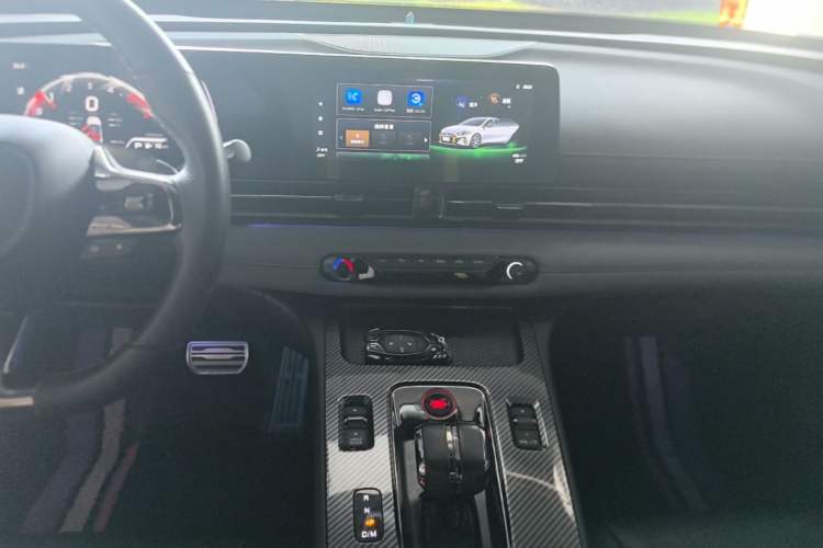 Used GAC Trumpchi EMPOW 2021 270T DCT J15 Version Audio And AC Panel