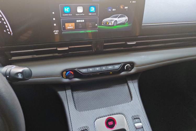 Used GAC Trumpchi EMPOW 2021 270T DCT J11 Version Audio And AC Panel