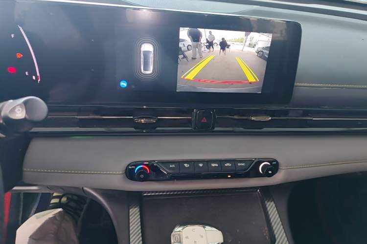 Used GAC Trumpchi EMPOW 2021 270T DCT J15 Version Audio And AC Panel