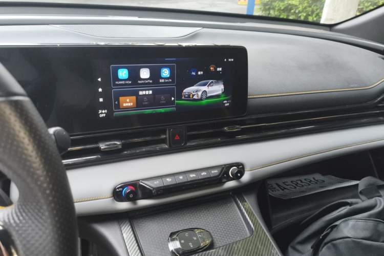 Used GAC Trumpchi EMPOW 2021 270T DCT J15 Version Audio And AC Panel