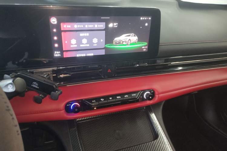 Used GAC Trumpchi EMPOW 2021 270T DCT J16 Version Audio And AC Panel