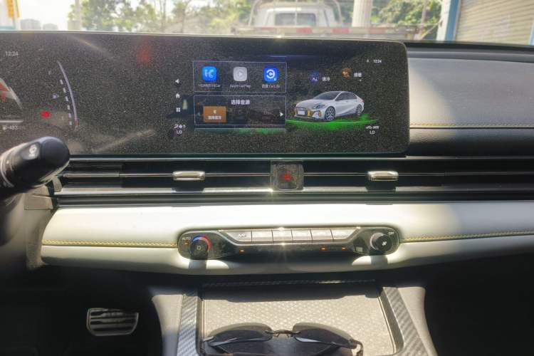 Used GAC Trumpchi EMPOW 2021 270T DCT J15 Version Audio And AC Panel