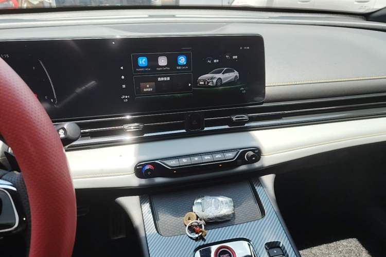 Used GAC Trumpchi EMPOW 2021 270T DCT J15 Version Audio And AC Panel