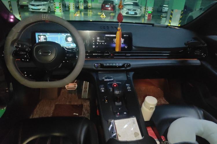 Used GAC Trumpchi EMPOW 2021 270T DCT J16 Version Center Console
