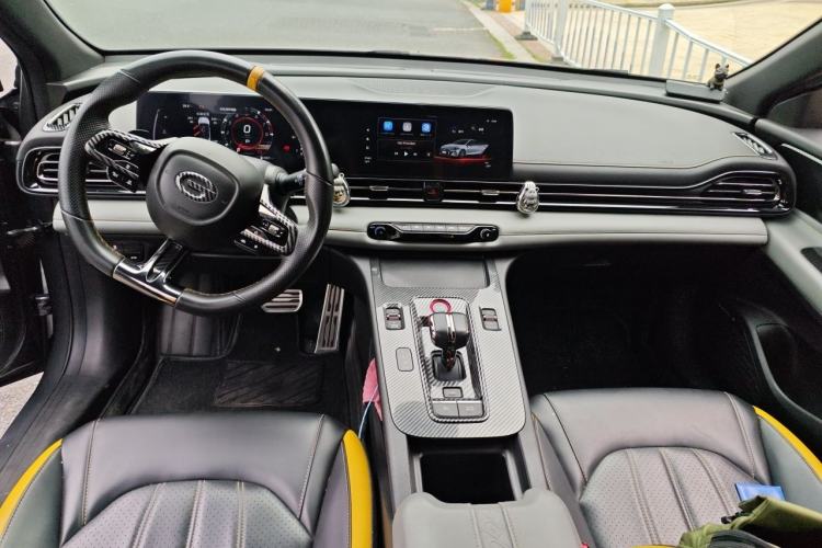 Used GAC Trumpchi EMPOW 2021 270T DCT J15 Version Center Console