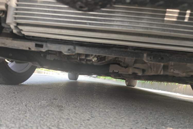 Used GAC Trumpchi EMPOW 2021 270T DCT J15 Version Chassis Front