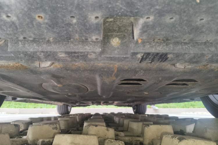 Used GAC Trumpchi EMPOW 2021 270T DCT J15 Version Chassis Front