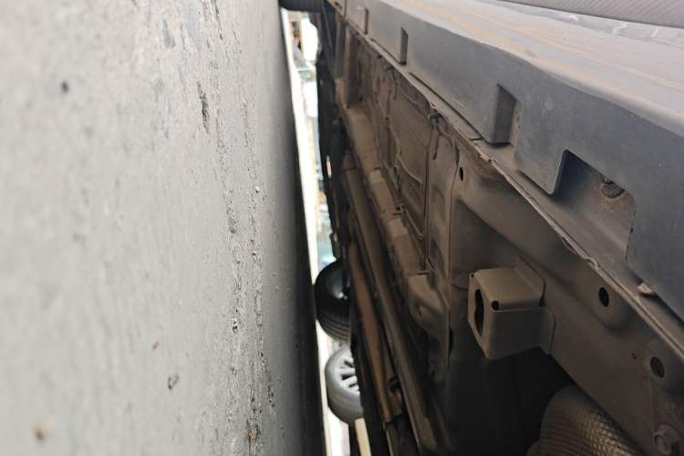 Used GAC Trumpchi EMPOW 2021 270T DCT J15 Version Chassis Rear Left