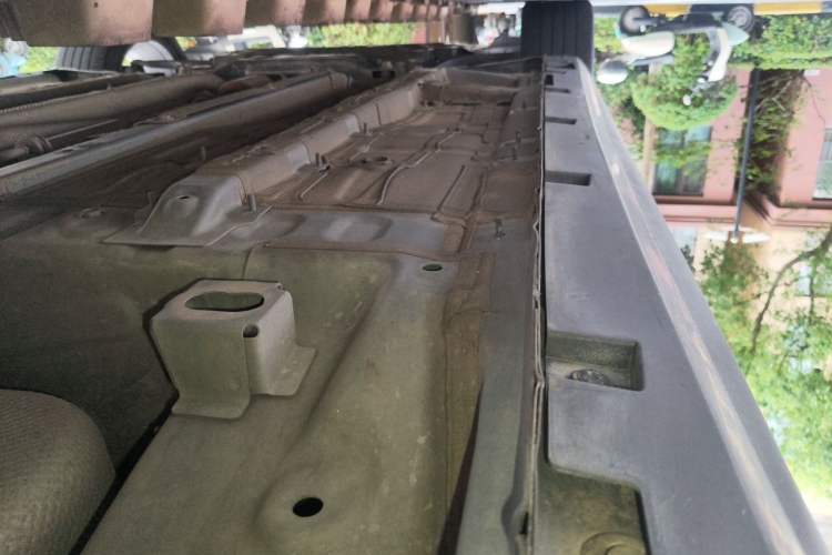 Used GAC Trumpchi EMPOW 2021 270T DCT J15 Version Chassis Rear Left