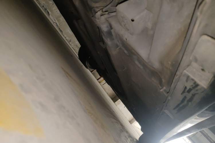 Used GAC Trumpchi EMPOW 2021 270T DCT J16 Version Chassis Rear Right