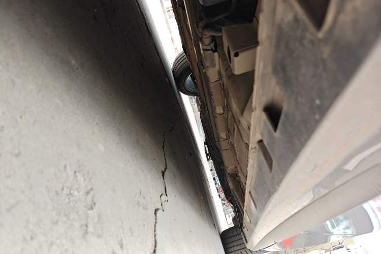 Used GAC Trumpchi EMPOW 2021 270T DCT J15 Version Chassis Rear Right