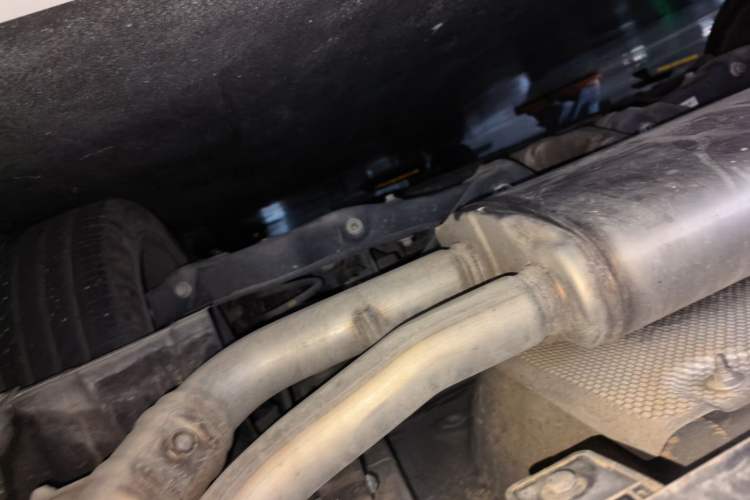 Used GAC Trumpchi EMPOW 2021 270T DCT J15 Version Chassis Rear Right