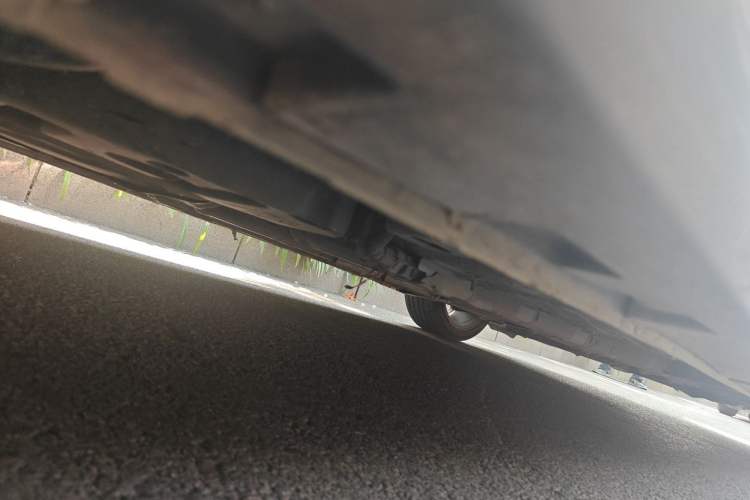 Used GAC Trumpchi EMPOW 2021 270T DCT J15 Version Chassis Rear Right