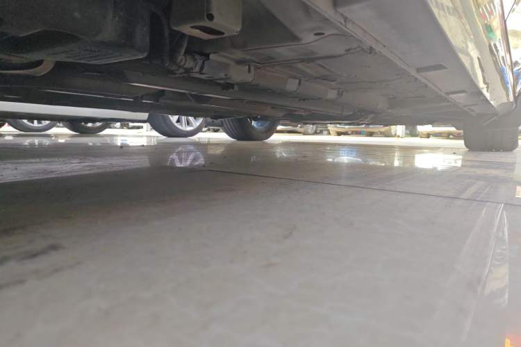 Used GAC Trumpchi EMPOW 2021 270T DCT J11 Version Chassis Rear Right