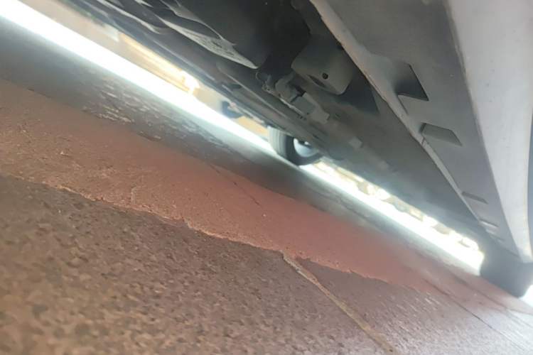Used GAC Trumpchi EMPOW 2021 270T DCT J15 Version Chassis Rear Right