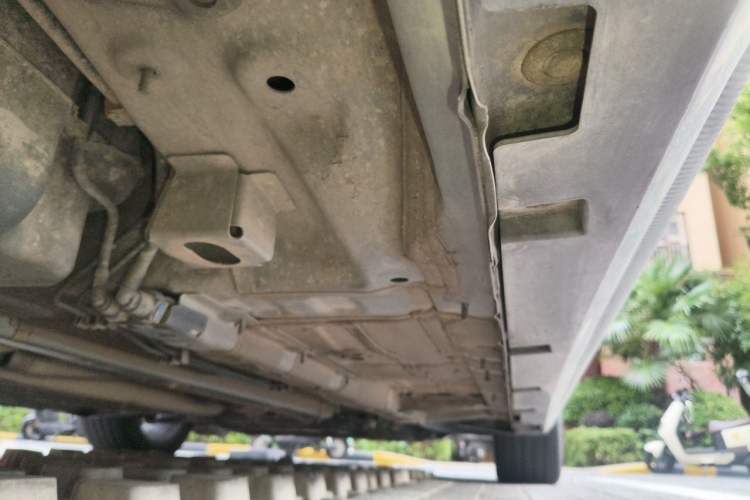 Used GAC Trumpchi EMPOW 2021 270T DCT J15 Version Chassis Rear Right