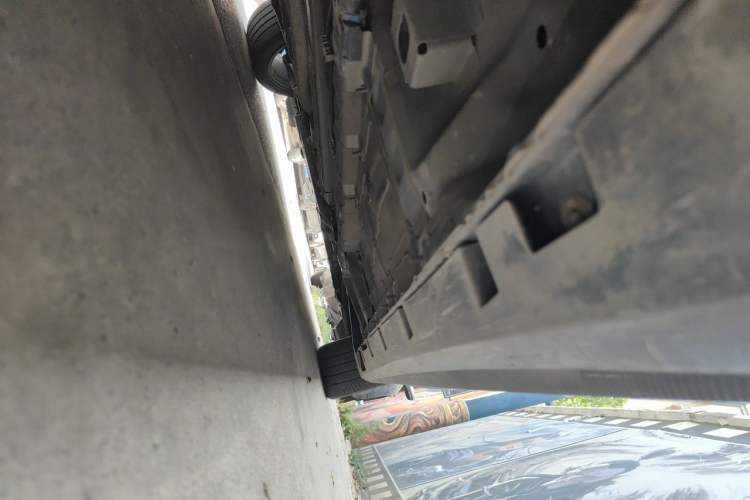 Used GAC Trumpchi EMPOW 2021 270T DCT J16 Version Chassis Rear Right