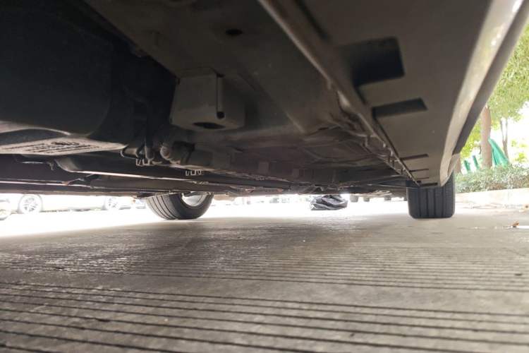 Used GAC Trumpchi EMPOW 2021 270T DCT J16 Version Chassis Rear Right