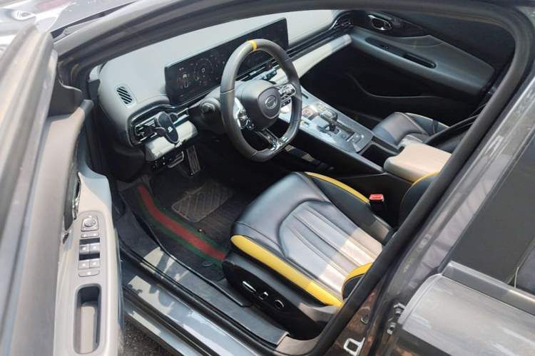 Used GAC Trumpchi EMPOW 2021 270T DCT J16 Version Driver Seat