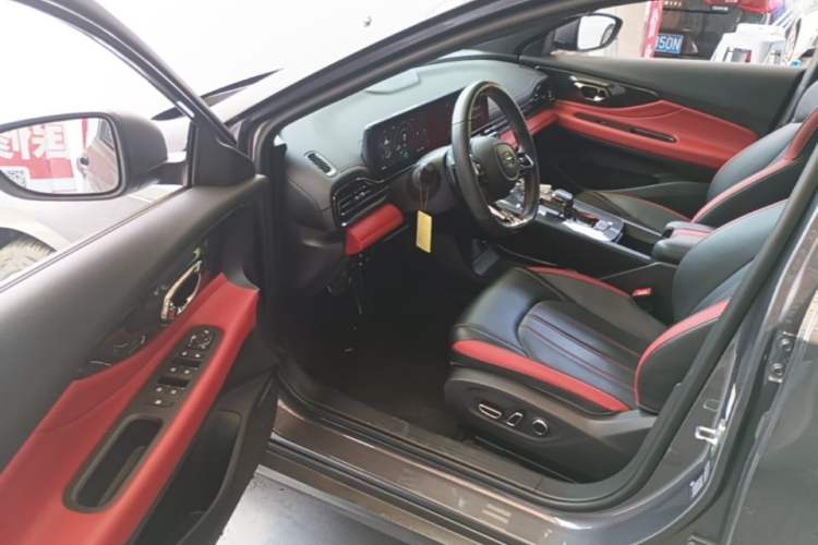 Used GAC Trumpchi EMPOW 2021 270T DCT J16 Version Driver Seat
