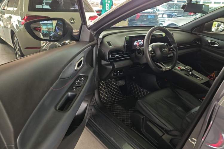 Used GAC Trumpchi EMPOW 2021 270T DCT J10 Flying Man Edition Driver Seat