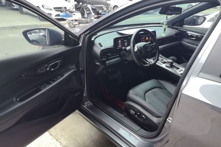 Used GAC Trumpchi EMPOW 2021 270T DCT J16 Version Driver Seat